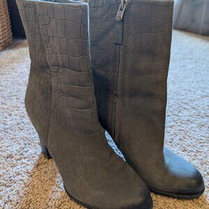 Sam Edelman Gray Suede Reyes Boot size 9